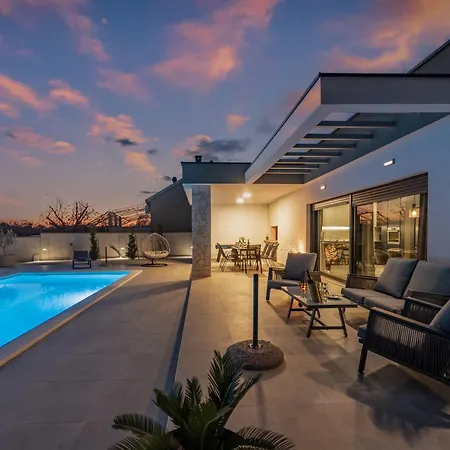 Ro&lu Zadarvillas