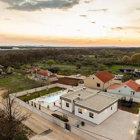 Villa Ro&lu Zadarvillas *